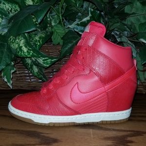 ❤~NIKE DUNK SKY-HI SNEAKERS~❤